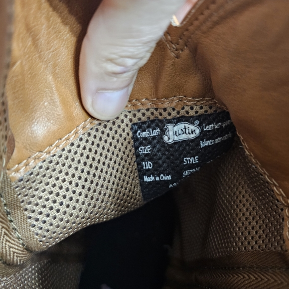 Justin Cowboy Boots - Picture 5 of 5